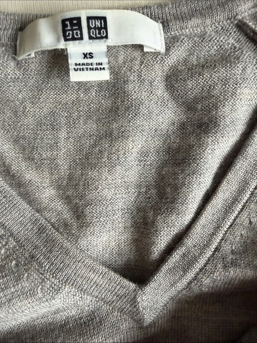Uniqlo soft lightweight